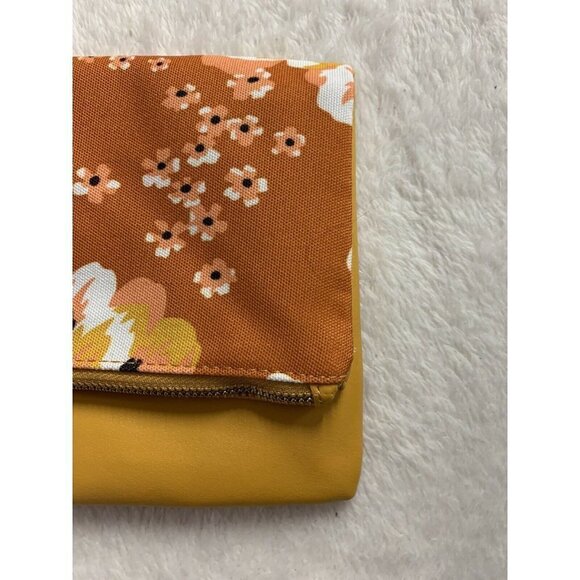 Rachel Pally Zahara Reversible Clutch Spring - Picture 2 of 11
